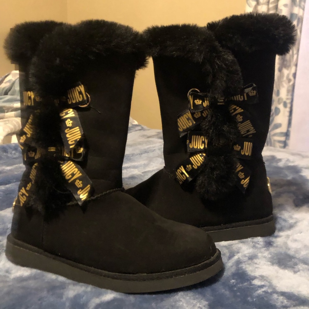 Juicy Couture Boots size 7